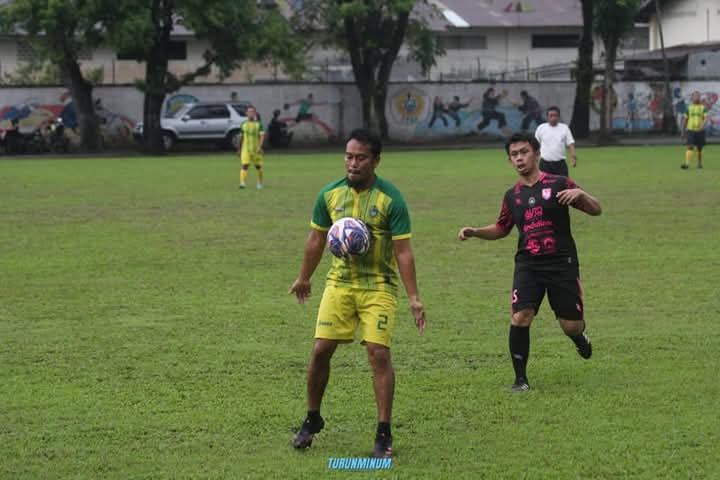 KETERAMPILAN DASAR SEPAK BOLA_PKO_I_D_GANJIL 2025/2026
